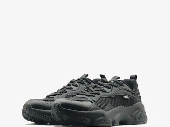 PEAK RUNNING ALL BLACK